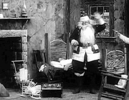 Η πρώτη Χριστουγεννιάτικη ταινία – Δείτε το βίντεο