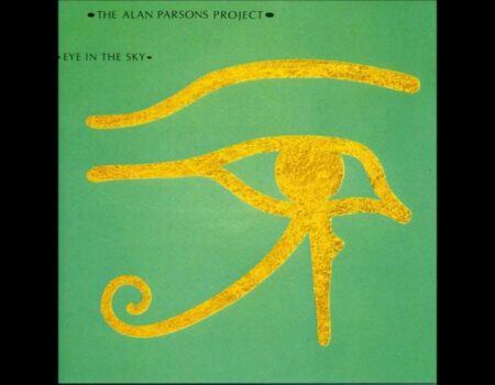 Ο τίτλος του κομματιού είναι ένα παιχνίδι στο τραγούδι των Pink Floyd “Atom Heart Mother”