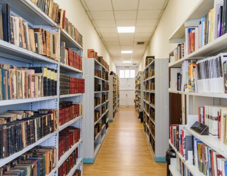Επαναλειτουργεί η Δημοτική Βιβλιοθήκη Αθήνας