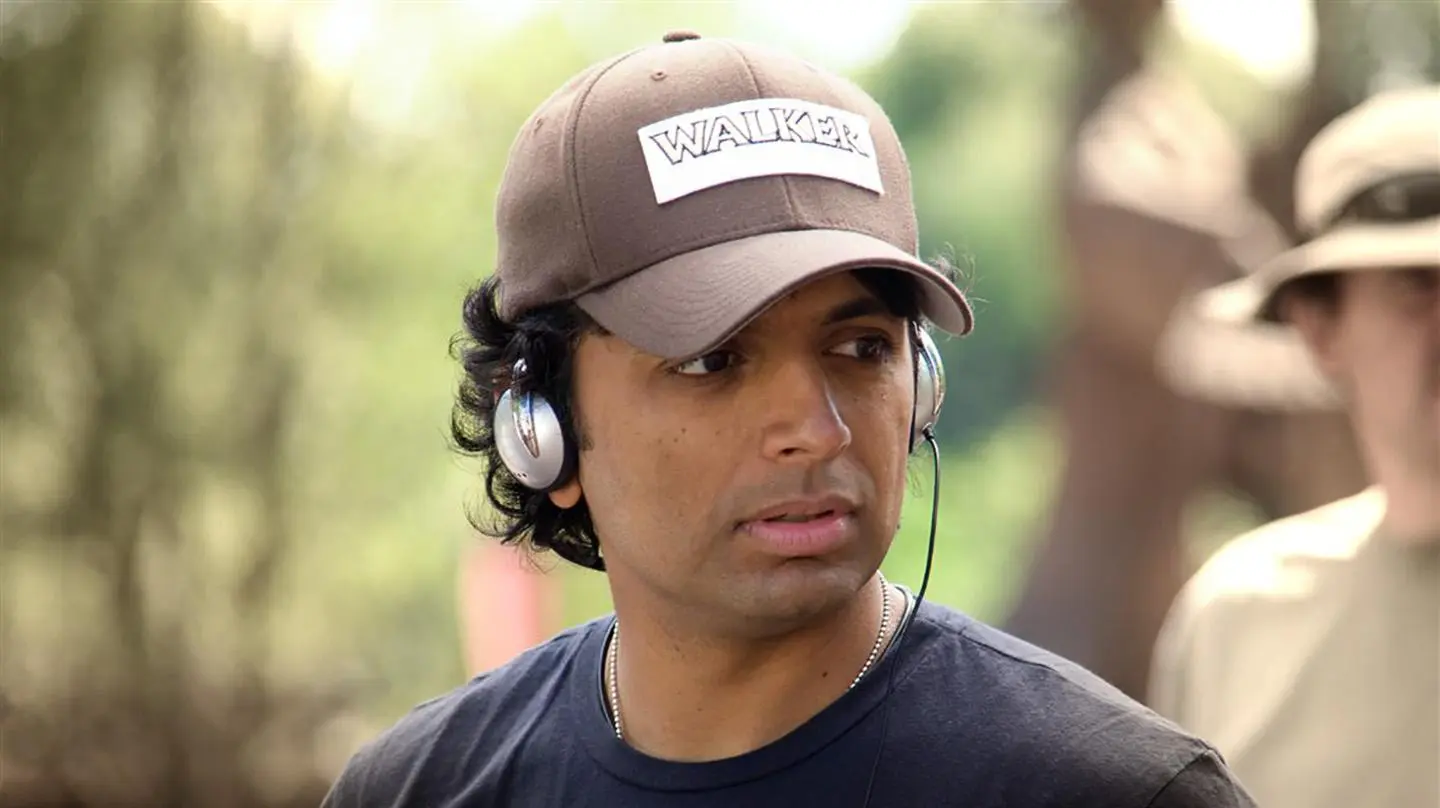 You are currently viewing Ο M. Night Shyamalan επανέρχεται δυναμικά με το “Remain”