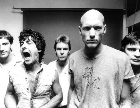Οι Midnight Oil είναι κάτι περισσότερο από ένα rock συγκρότημα