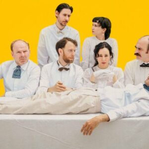 «Μητροφάγος»: Ένα σκοτεινό θεατρικό σύμπαν από την Ιώ Βουλγαράκη στην Πειραιώς 260