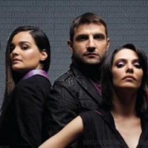 «Ίχνη»: Το Ελληνικό Θρίλερ που που καθηλώνει με την ένταση και την ατμόσφαιρά του