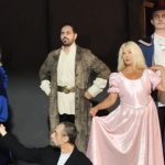 «Αναρχία στο Βασίλειο του Σαίξπηρ» – Η νέα μαύρη κωμωδία σε σκηνοθεσία – διασκευη της Μαριάννας Καστανία και κείμενο Σταύρου Σκάρπου Βαλεντίνου
