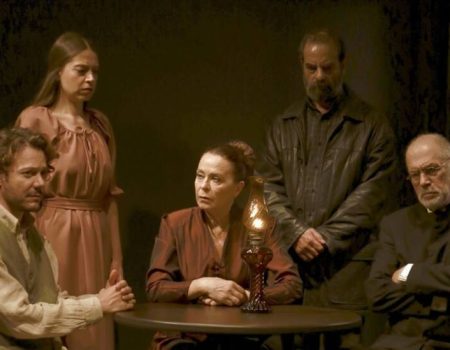 Βρικόλακες, του Χένρικ Ίψεν για 2η χρονιά στο θέατρο Radar