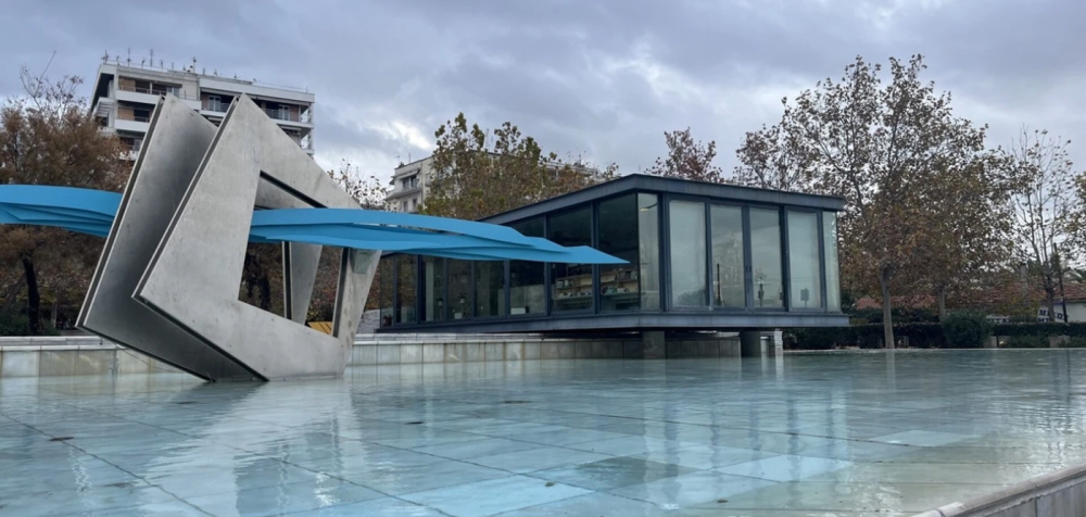 You are currently viewing Εγκαινιάστηκε η Γυάλινη Δημοτική Βιβλιοθήκη στη Θεσσαλονίκη