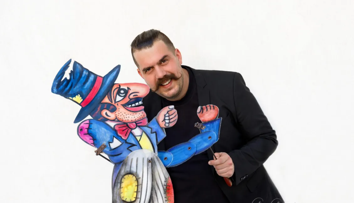 You are currently viewing “Τα Χριστούγεννα του Καραγκιόζη στην Κούβα” στο Μέγαρο Μουσικής