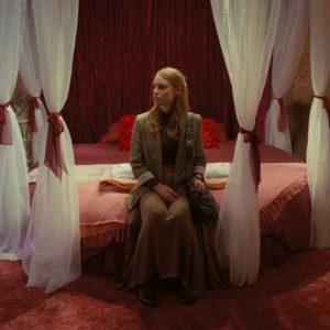 Julie Pacino – Σκηνοθετικό ντεμπούτο με το «I Live Here Now»