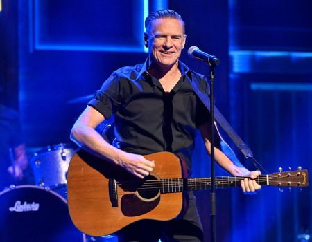 Ο Bryan Adams live στην Αθήνα τον Δεκέμβριο