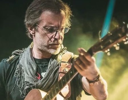 Μίλτος Πασχαλίδης: Καλοκαιρινή συναυλία στο Θέατρο Βράχων