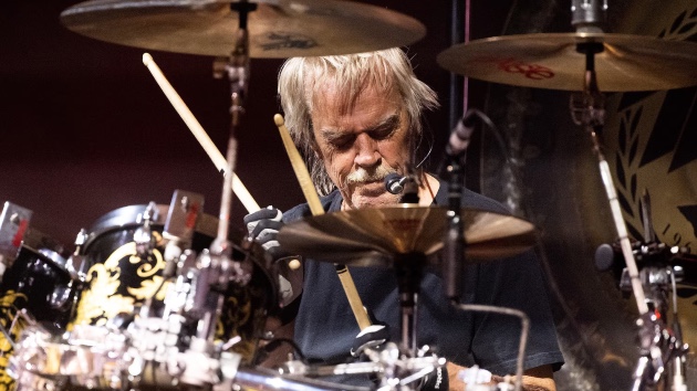 You are currently viewing Frank Beard: Πέθανε στα 77 του ο ντράμερ των ZZ Top